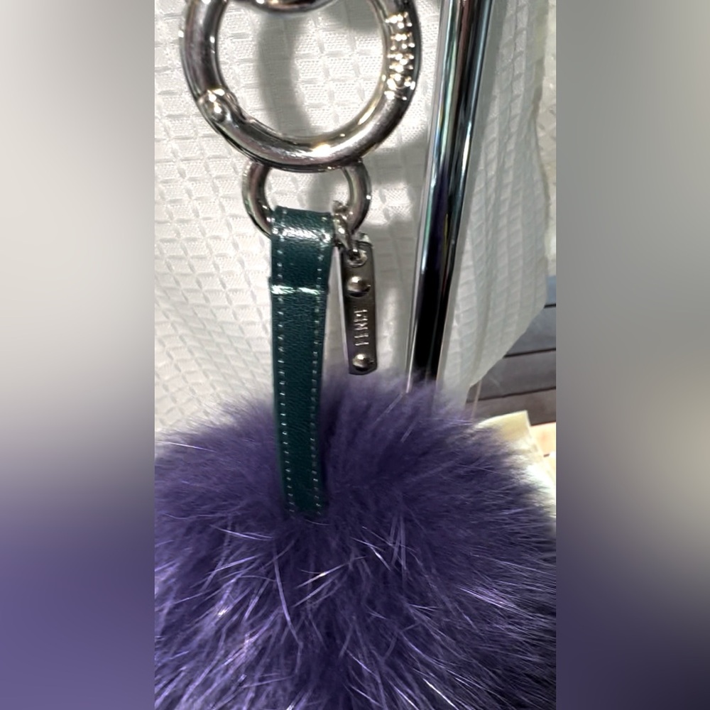 NWOT Authentic Fendi Multicolored Stripe XL Genuine Fox Fur Bag Charm - Picture 4 of 10